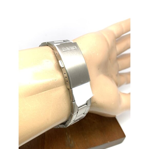 Casio Mens Watch AW80D Illuminator Quartz Black Analog Digital Silver Steel 2747 - Picture 12 of 16